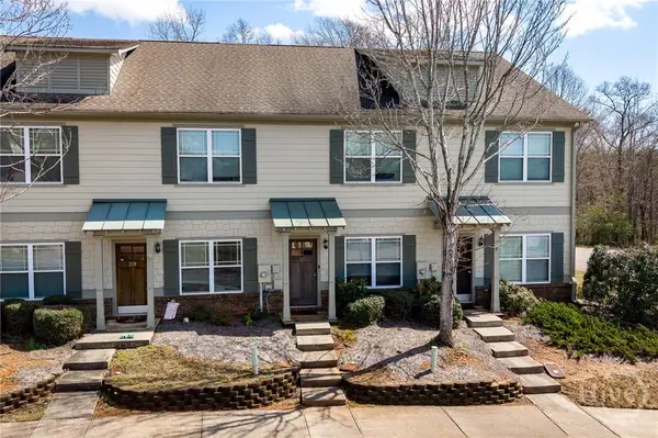 223 Oconee River Circle, Athens, GA 30605