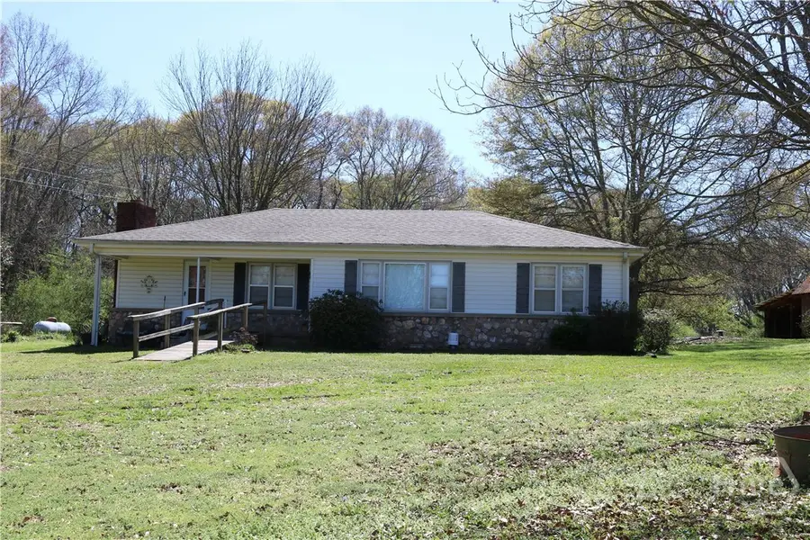 2139 Jones Chapel Shiloh Rd, Danielsville, GA 30633 - #2