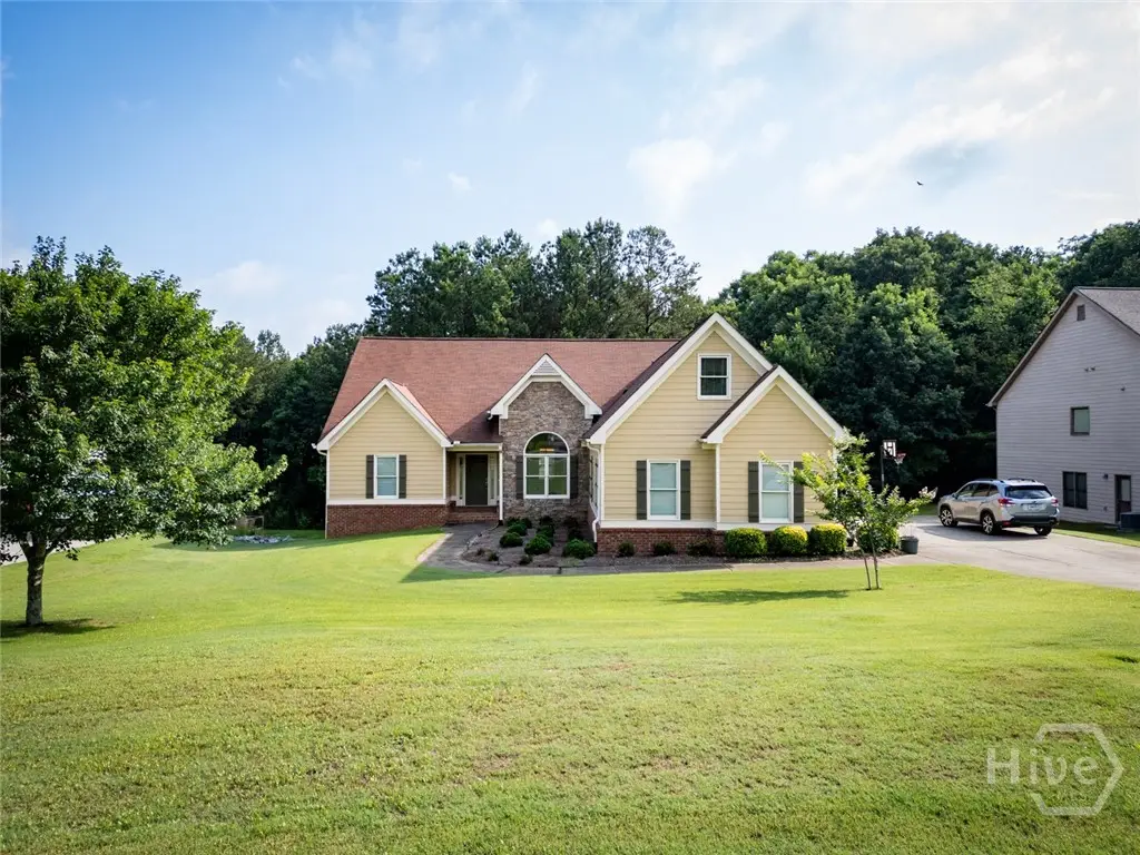 725 Lincoln Drive, Winder, GA 30680 - #1