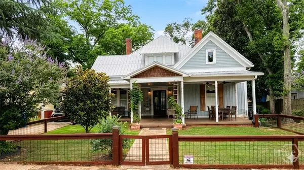 79 Georgia Avenue, Commerce, GA 30529