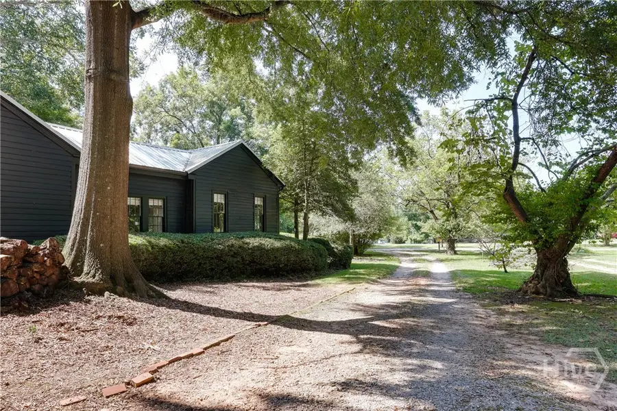 230 N Georgia Avenue, Winterville, GA 30683 - #3