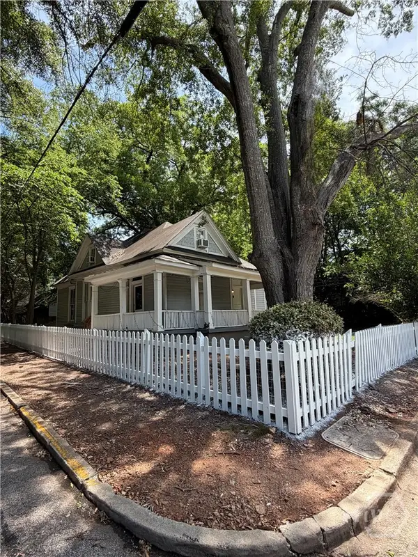 390 N Chase Street, Athens, GA 30605
