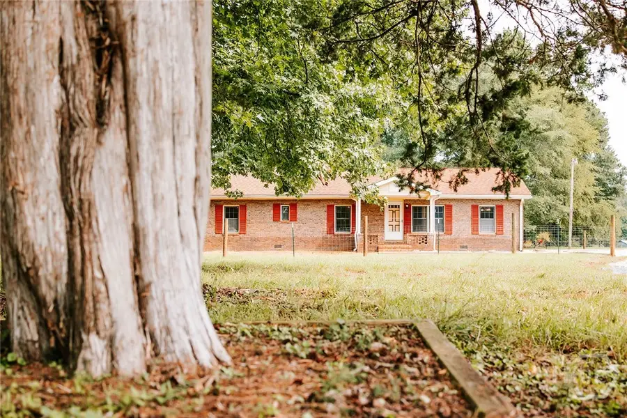 621 Elberton Road, Lexington, GA 30648 - #2