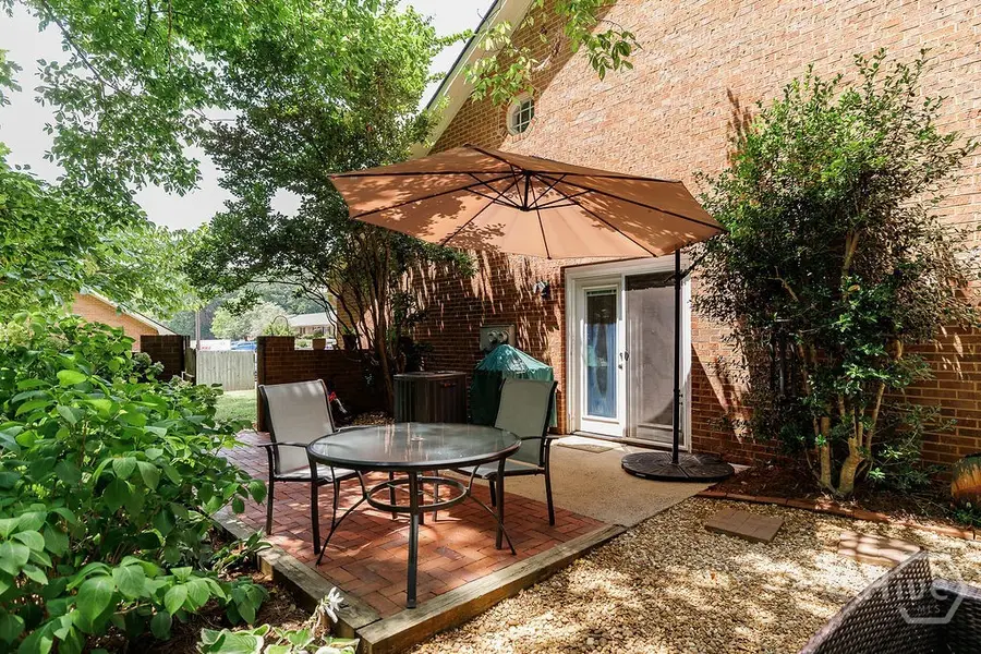 220 Eaglewood Court, Athens, GA 30606 - #2