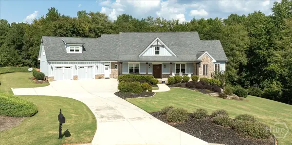 617 Skyland Drive, Hoschton, GA 30548