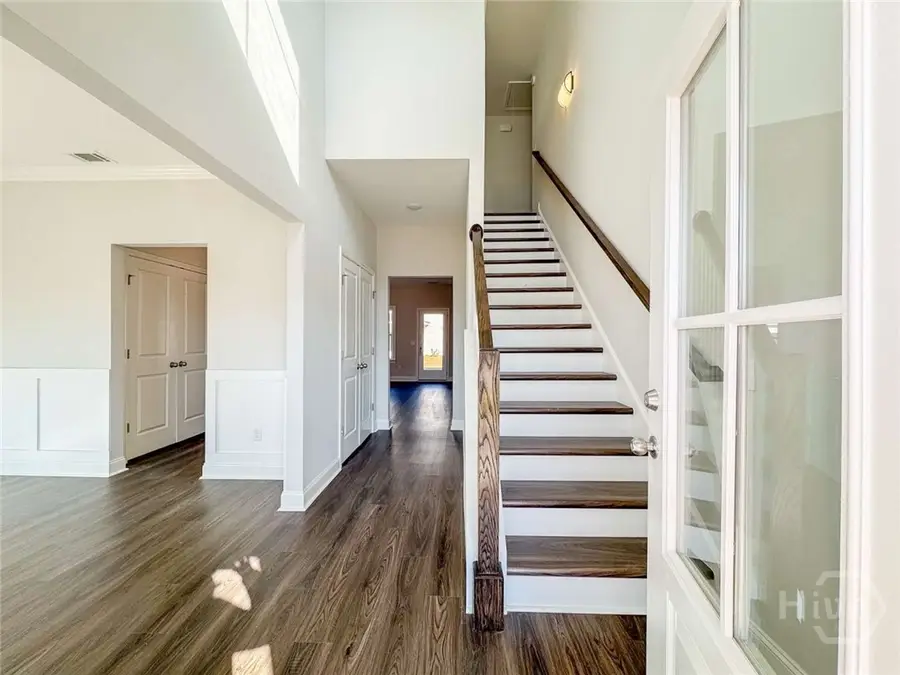 92 Holland Drive Ne, Midway, GA 31320 - Image #2