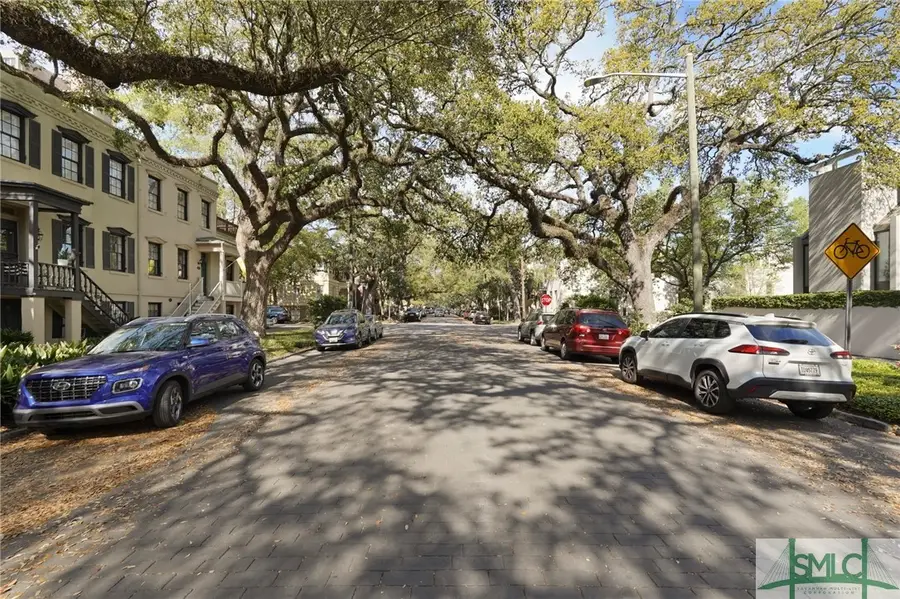409 E Jones Street, Savannah, GA 31401 - #2