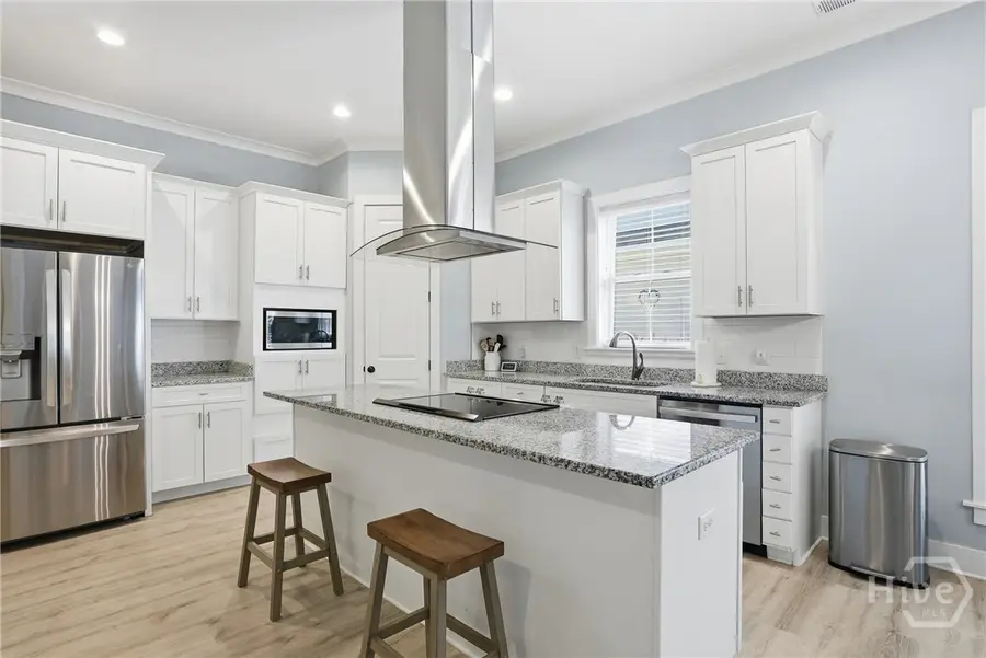 240 Blackjack Oak Drive W, Richmond Hill, GA 31324 - Image #2