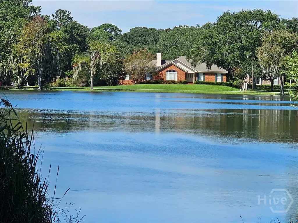 127 Lakeshore Drive, Savannah, GA 31419 - Image #1