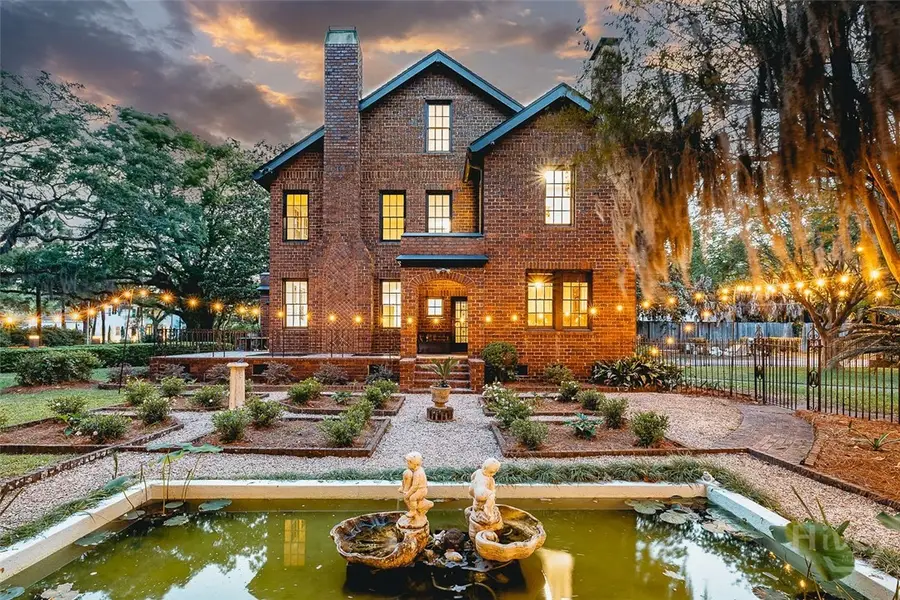 808 E Victory Drive, Savannah, GA 31405 - Image #2