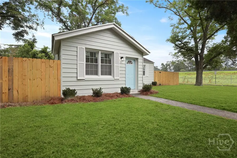 1018 Carter Street, Savannah, GA 31415 - Image #2