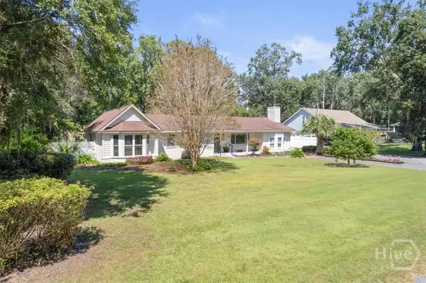 200 Old Mill Road W, Richmond Hill, GA 31324