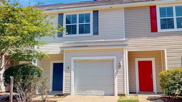 8 Brown Thrasher Court, Port Wentworth, GA 31407