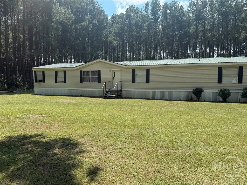152 Creekside Way, Metter, GA 30439 - Image #1
