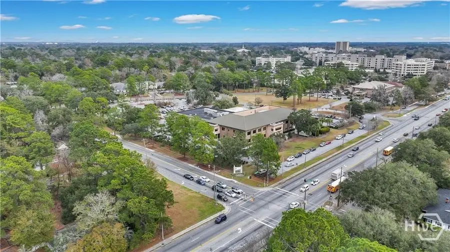 114 E Derenne Street, Savannah, GA 31405 - Image #3