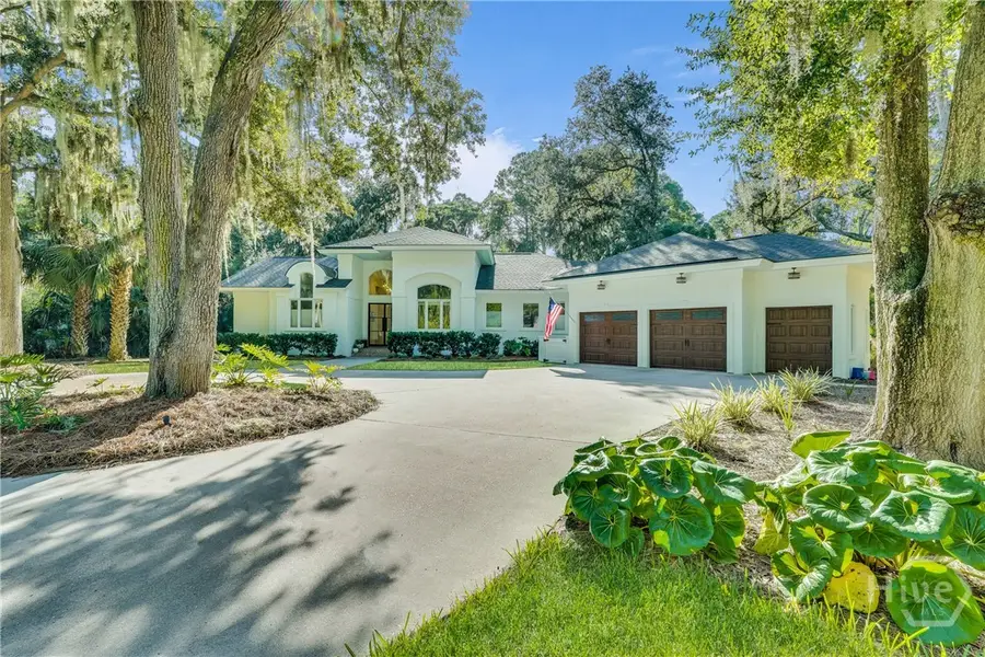 2 Priory Road, Savannah, GA 31411 - Image #3