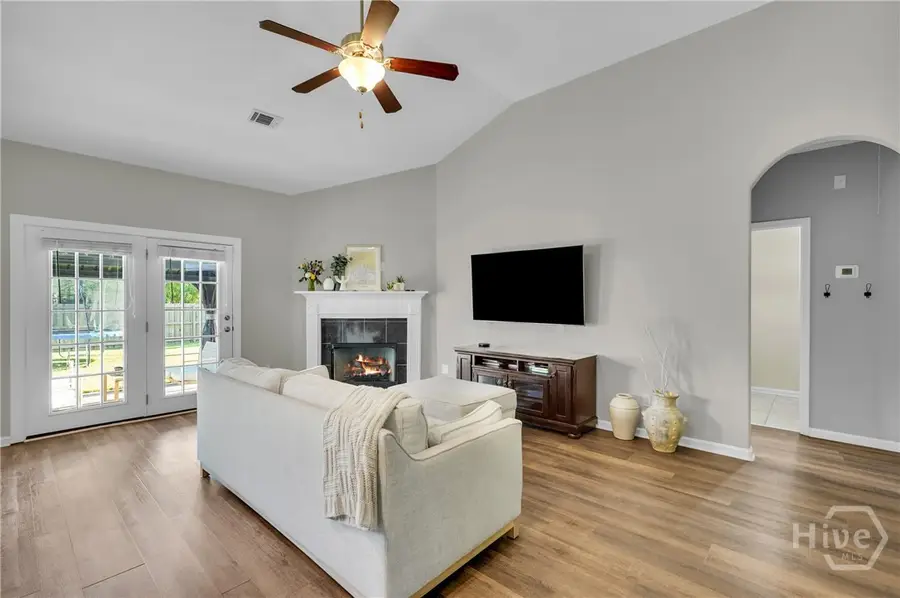 13 Twin Oaks Place, Savannah, GA 31407 - Image #3