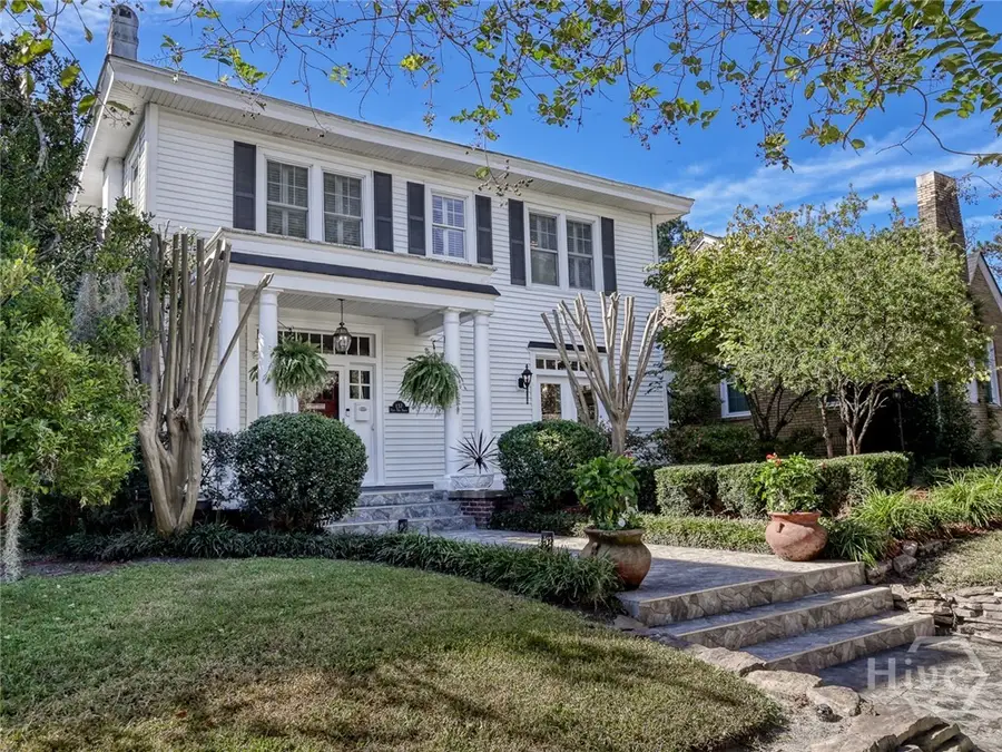 137 E 51st Street, Savannah, GA 31405 - Image #2