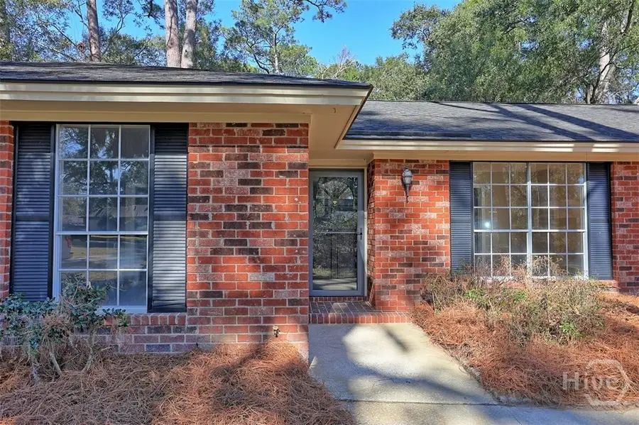 6 Leaning Oaks Court, Savannah, GA 31410 - Image #2