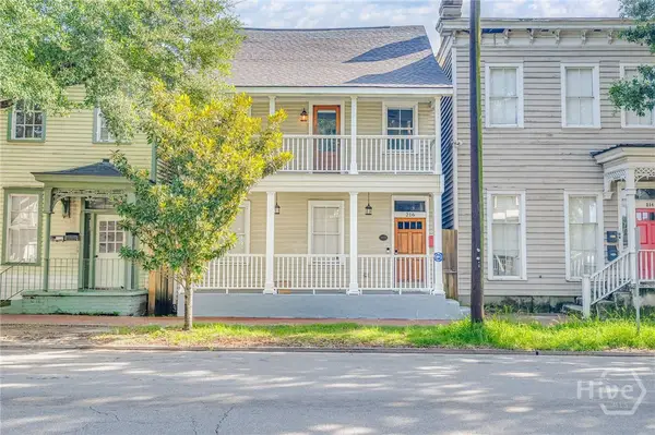 216 W Henry Street, Savannah, GA 31401