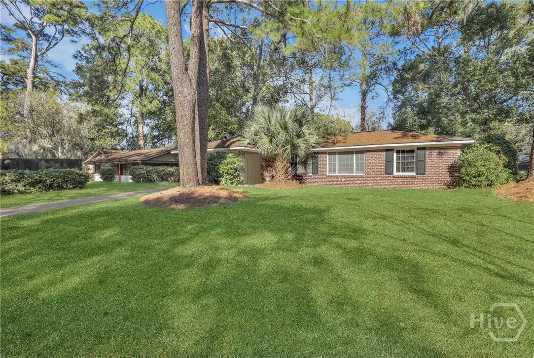 110 Paradise Drive, Savannah, GA 31406 - Image #1