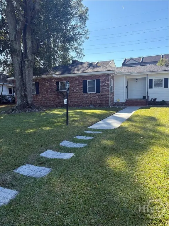115 E 60th Street, Savannah, GA 31405