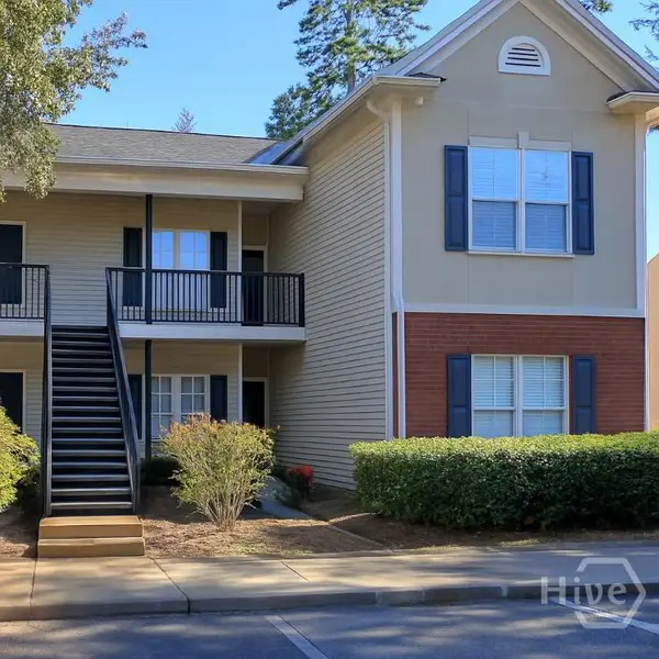 33 River Trace Court, Savannah, GA 31410