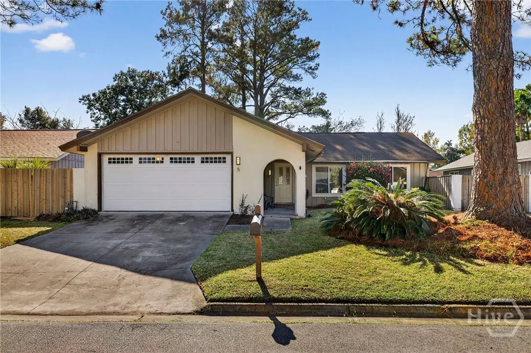 5 Chantilly Court, Savannah, GA 31419 - Image #1