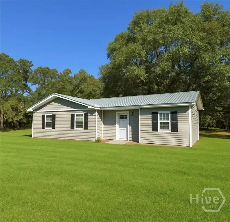 996 Dunlevie Road, Allenhurst, GA 31301 - Image #1