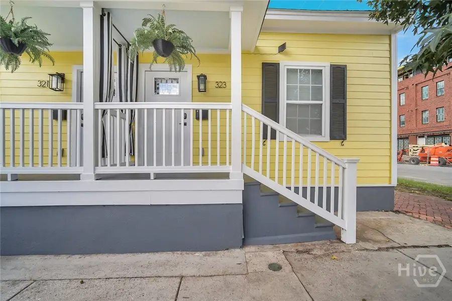 321/323 W 31st Street, Savannah, GA 31401 - Image #2