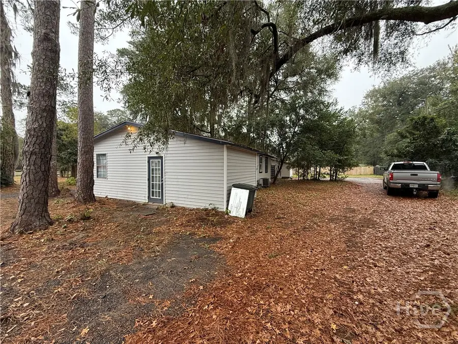 316 Edgewater Road, Savannah, GA 31406 - Image #2