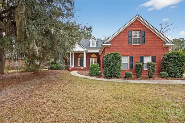273 Shadow Moss Circle, Richmond Hill, GA 31324
