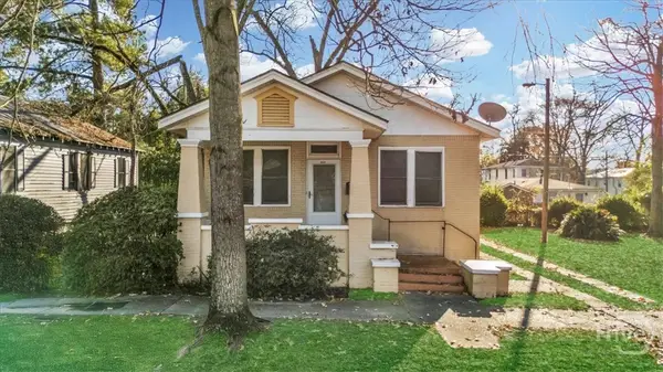 905 W 41st Street, Savannah, GA 31415