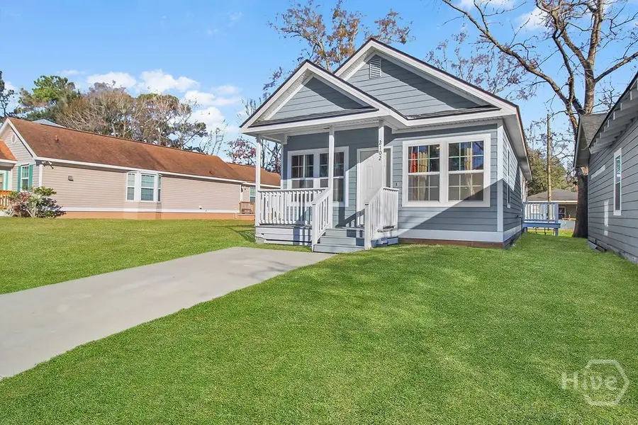 2102 Paige Avenue, Savannah, GA  - Image #2