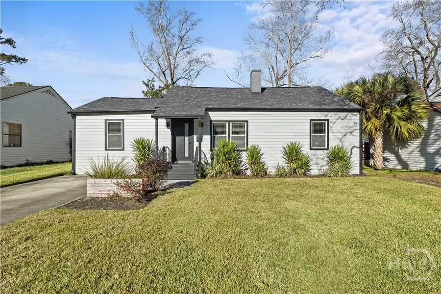 406 E 57th Street, Savannah, GA 31405 - #2