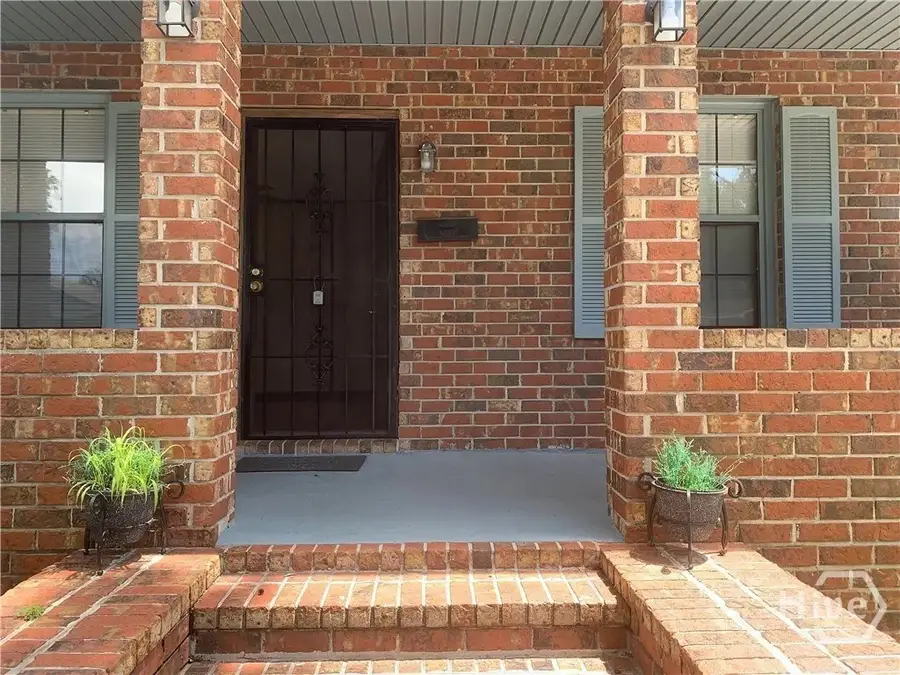 708 E 32nd Street, Savannah, GA 31401 - #3
