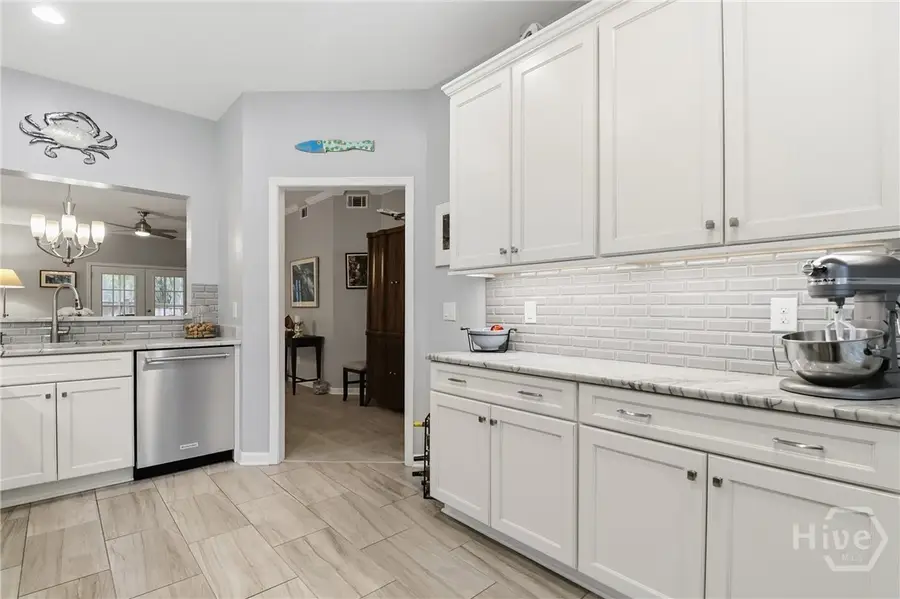 18 River Walk Drive #18, Savannah, GA 31410 - Image #3