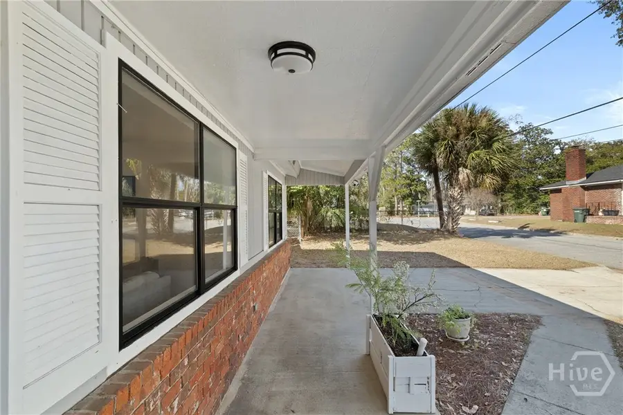 25 Saint Johns Avenue, Savannah, GA 31404 - Image #3