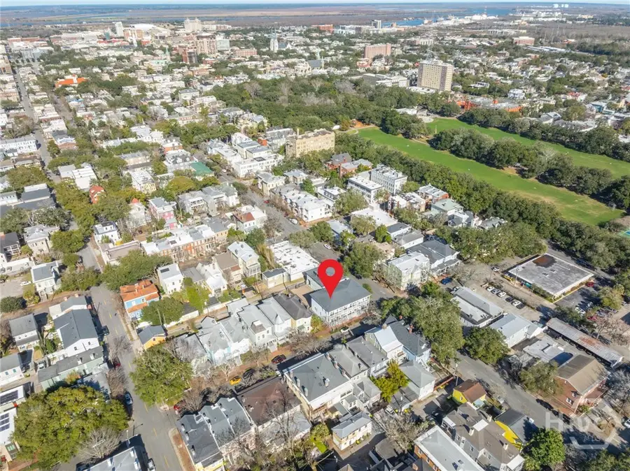 206 W Waldburg Street, Savannah, GA 31401 - #3