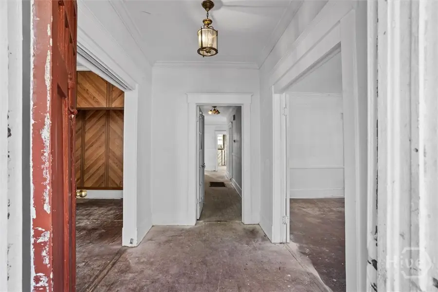 221 E 49th Street, Savannah, GA 31405 - Image #3