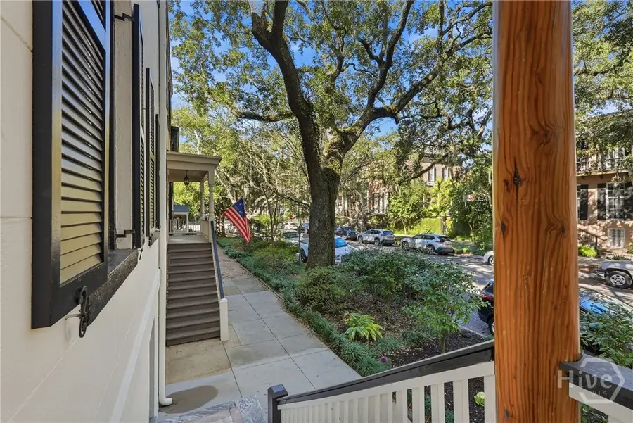 215 E Jones Street, Savannah, GA 31401 - Image #3