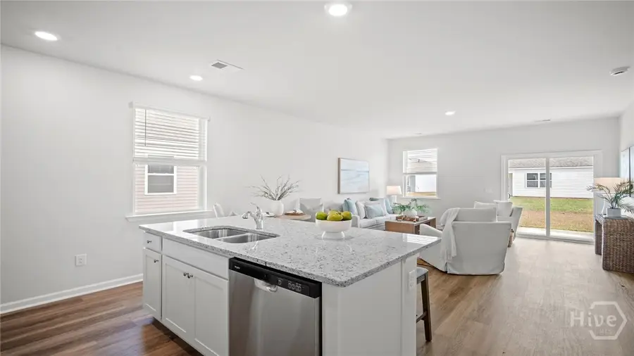 1063 Lakes Boulevard, Brunswick, GA 31525 - Image #3