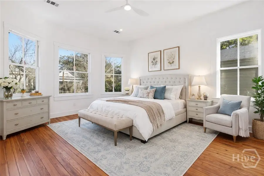 203 E 39th Street, Savannah, GA 31401 - Image #3