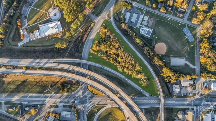 110 W Lathrop Avenue, Savannah, GA 31415 - Image #3