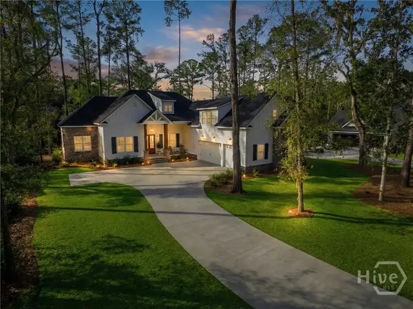 542 Linkside Lake Drive, Richmond Hill, GA 31324