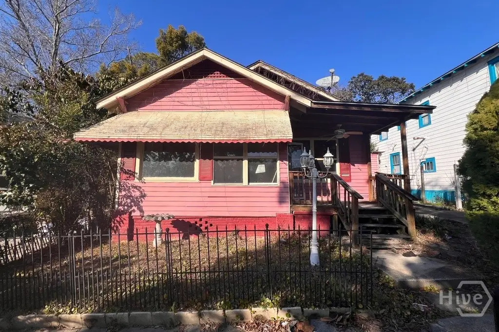 1228 E 39th Street, Savannah, GA 31404 - #1