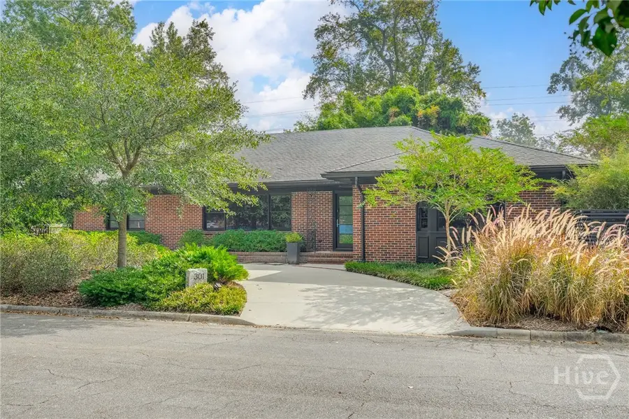 301 Lafayette Circle, Savannah, GA 31405 - #2