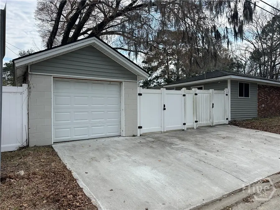 1902 E 57th Street, Savannah, GA 31404 - #3