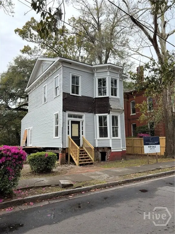 217 E 38th Street, Savannah, GA 31401 - #1