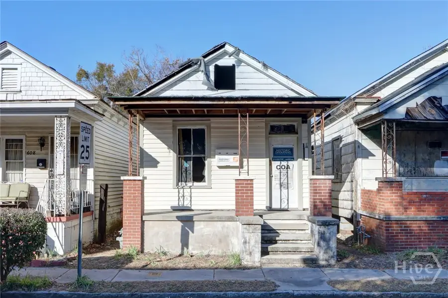 634 W 42nd Street, Savannah, GA 31415 - #2